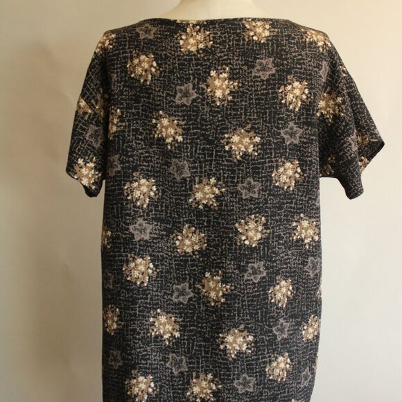 Vintage 1990s Blouse, Black and Gold and Gray Floral Print, short sleeved - Picture 8 of 10